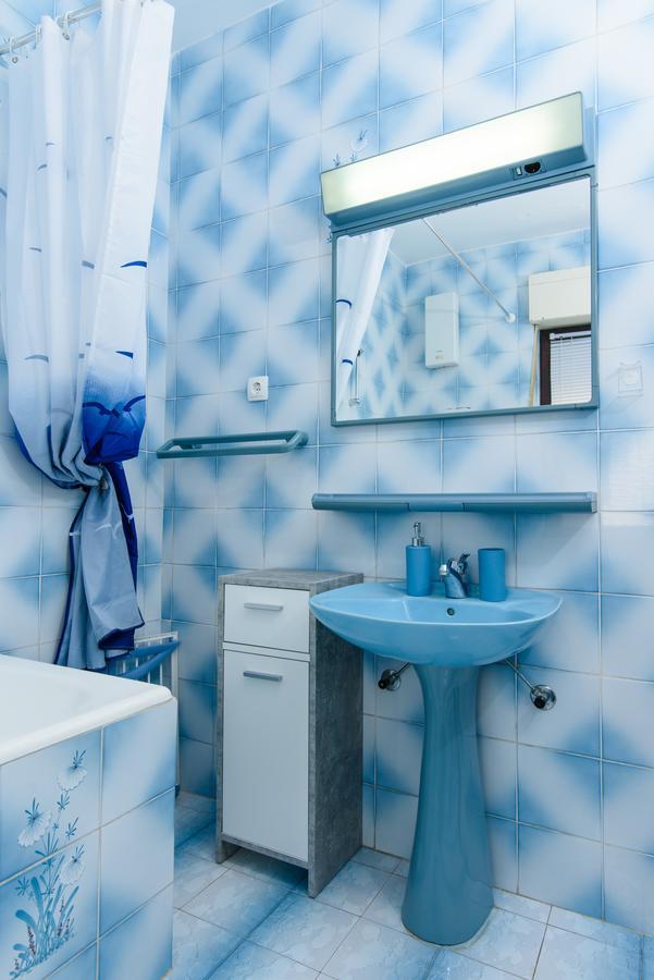 Apartments Sofija Трогир Экстерьер фото